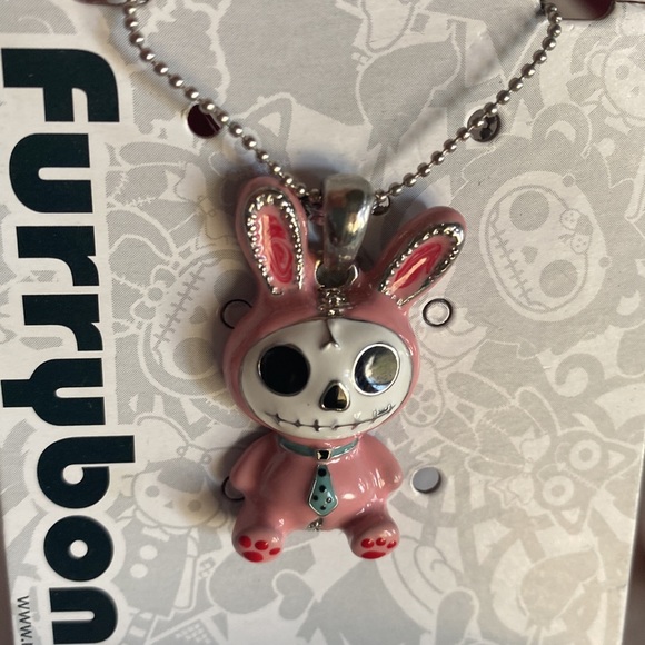 Adorable FurryBones charm/pendant necklace - Picture 3 of 3
